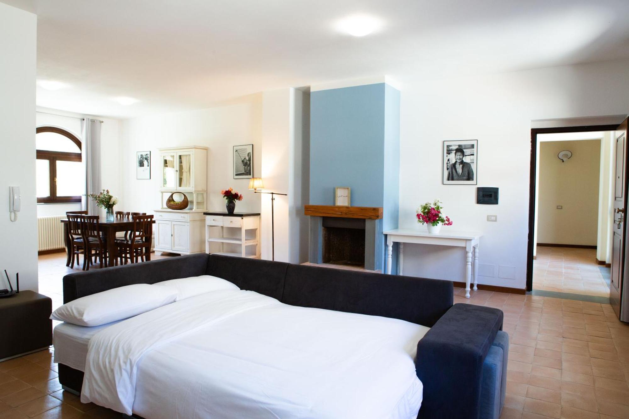 Ht Castello Di Campolongo Aparthotel Valfabbrica ภายนอก รูปภาพ